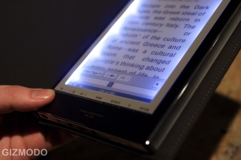 Illustration for article titled Hands On: Sony's New PRS-700 Touchscreen Reader